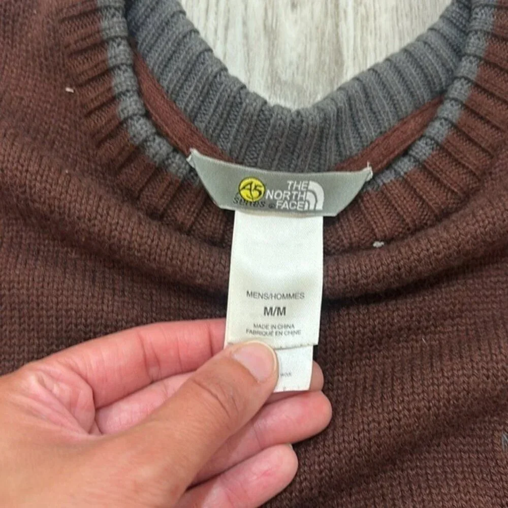 The North Face Men's Dark Brown Crewneck Sweater wool blend size medium